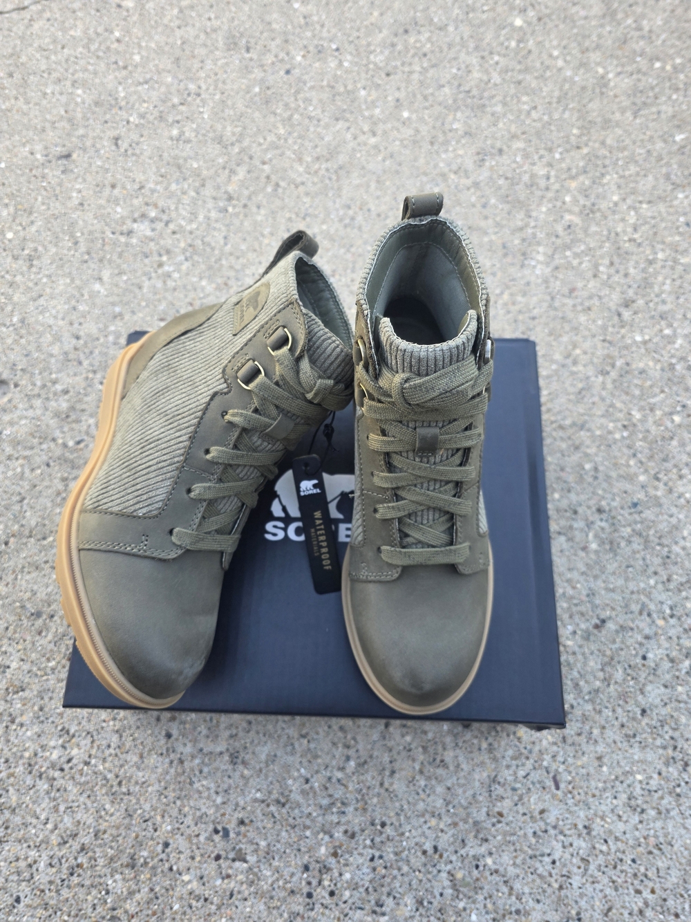 Sorel Evii Lace Up WP boots Women Size 11